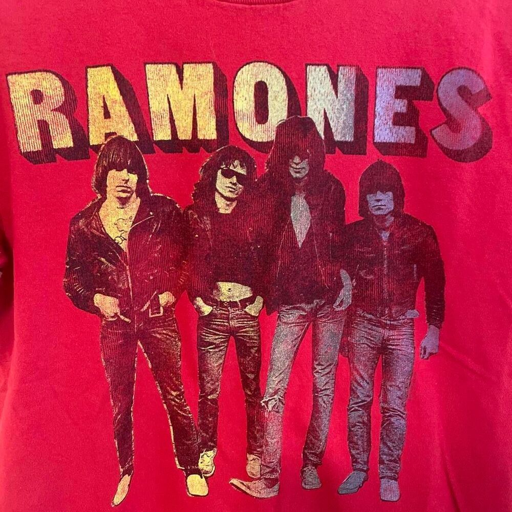 Red Ramones band tee on the 1234 label
